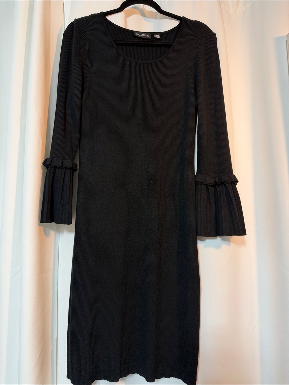 Nina Leonard Whimsigoth Black Ribbed Dress with Pleated Bell Sleeves SZ L B10